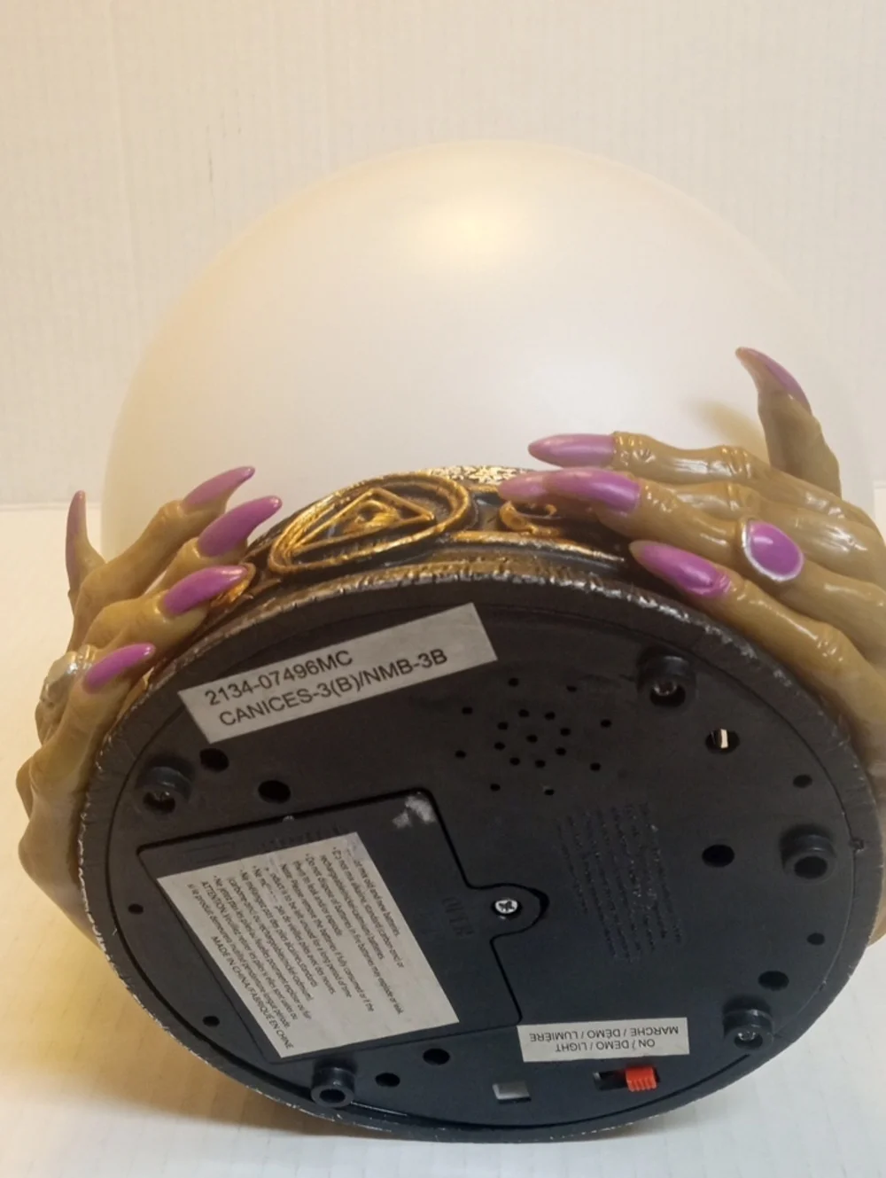 Halloween Prop with Sound & Lights Fortune Teller LED Witch Crystal Ball Orb